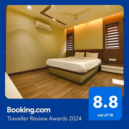 Fabhotel Eros 282 - Nr Sreebhumi Liluāh Екстериор снимка