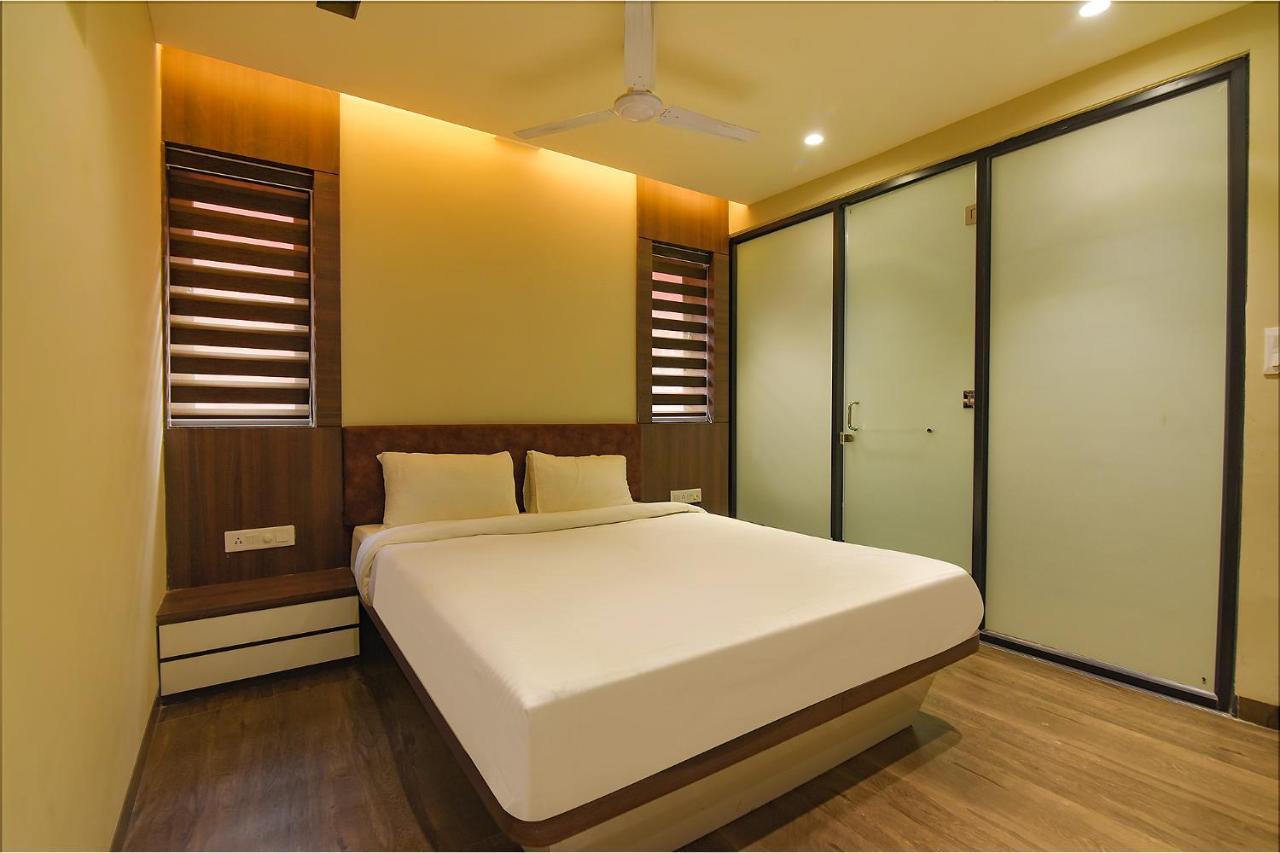 Fabhotel Eros 282 - Nr Sreebhumi Liluāh Екстериор снимка