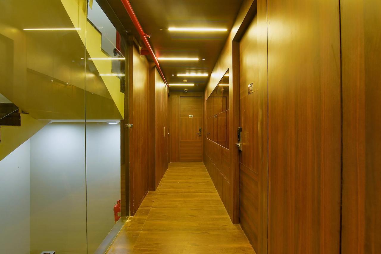 Fabhotel Eros 282 - Nr Sreebhumi Liluāh Екстериор снимка