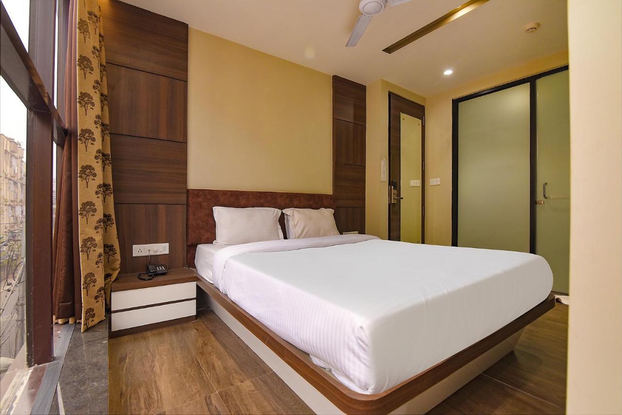 Fabhotel Eros 282 - Nr Sreebhumi Liluāh Екстериор снимка